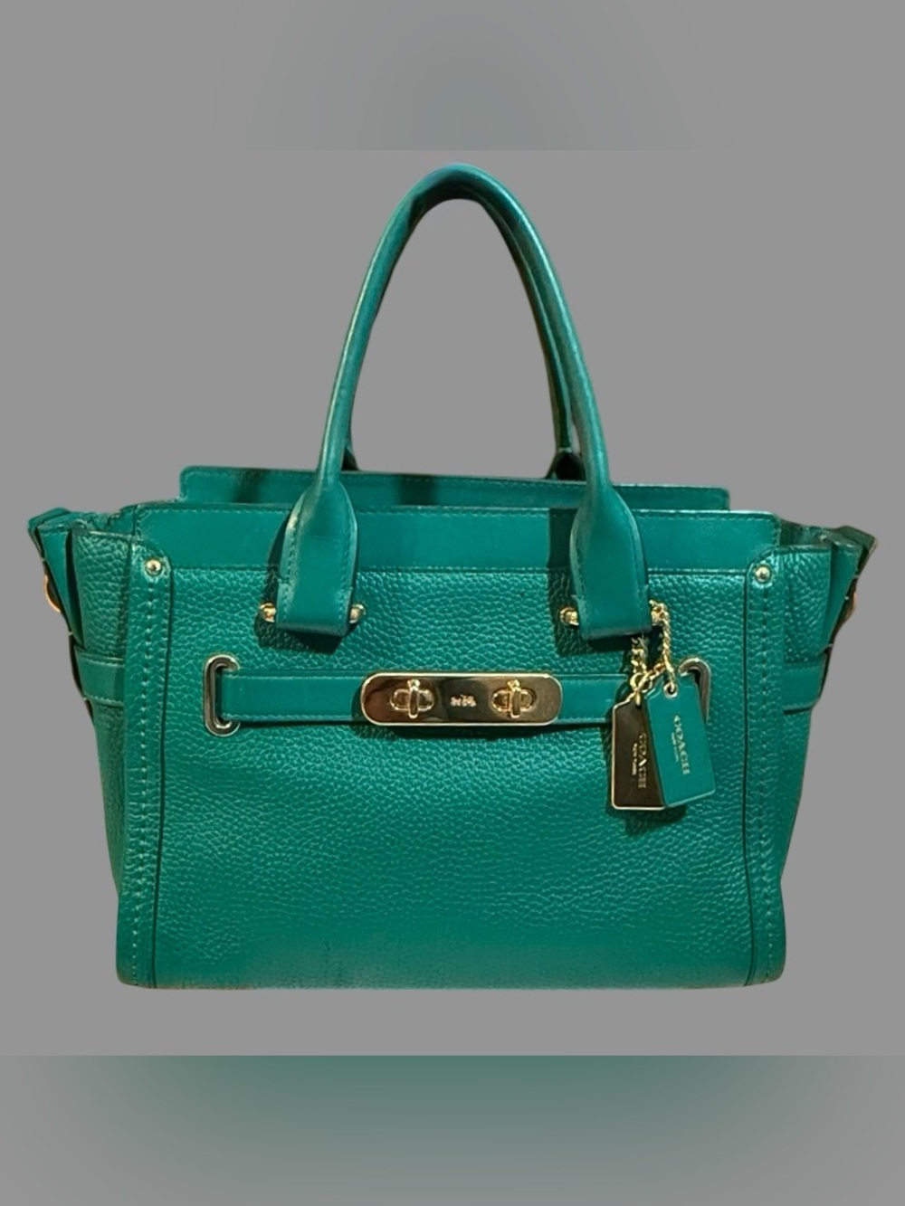 AUTHENTIC Coach Swagger 27 Satchel in Green Pebble Leather